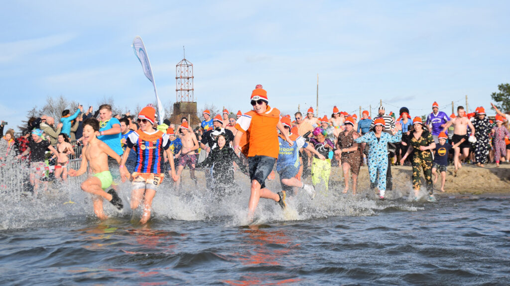 Harderwijker nieuwjaarsduik